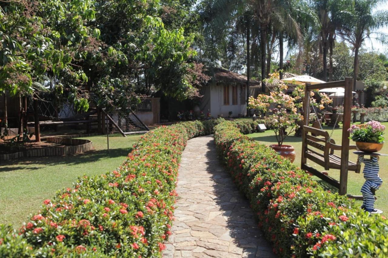 Hotel Pousada Chale Das Flores Sertaozinho Ngoại thất bức ảnh